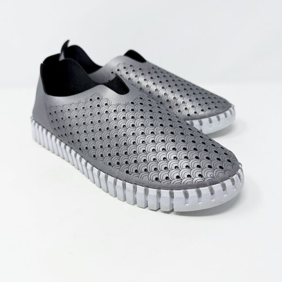 Ilse Jacobsen Metallic Silver Leather Tulip Slip On Sneakers Women's Size 10 EUC - Picture 9 of 9